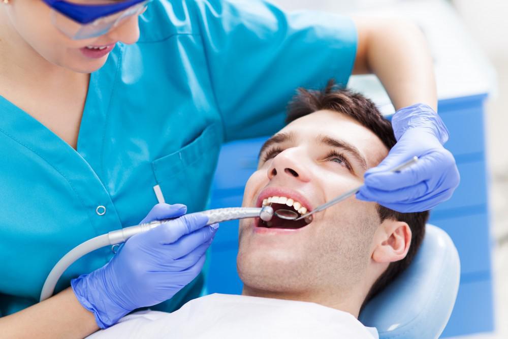 Featured image for “5 Signs of a Top-notch Dentist Office: How to Choose the Best for Your Dental Care”